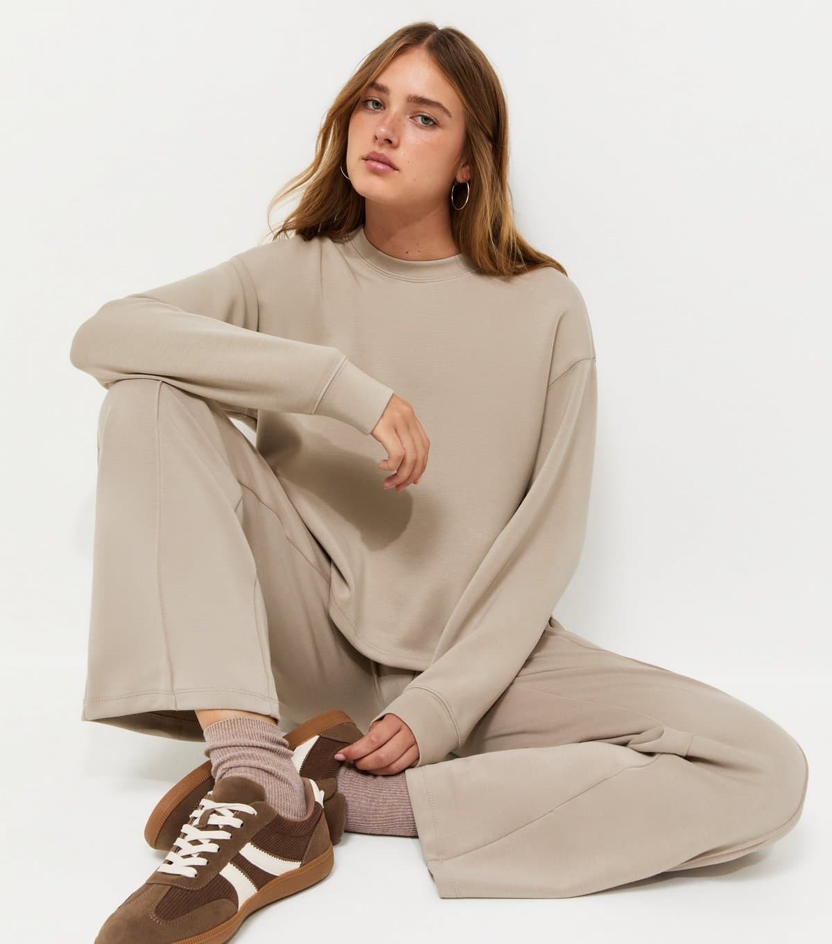 New Look Women's Premium Stone Crew Neck Sweatshirt New Look