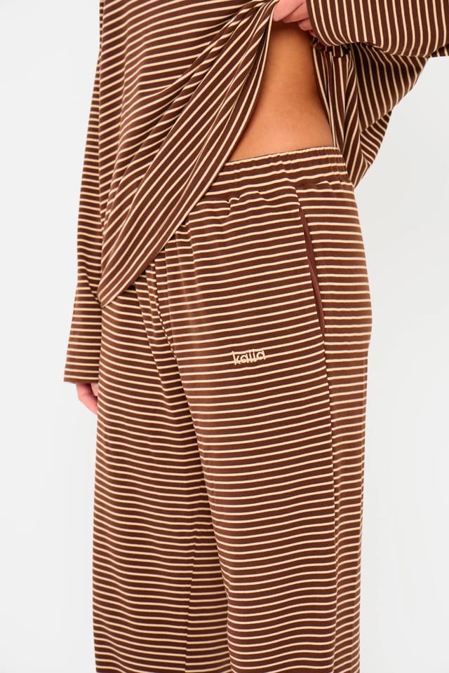 Kaiia Kaiia Striped Fleece Drawstring Wide Leg Trousers Brown & Cream - 2