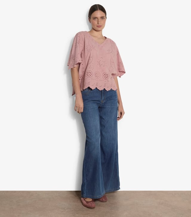 Apricot Women's Pink Embroidered V-Neck Top Apricot New Look - 2