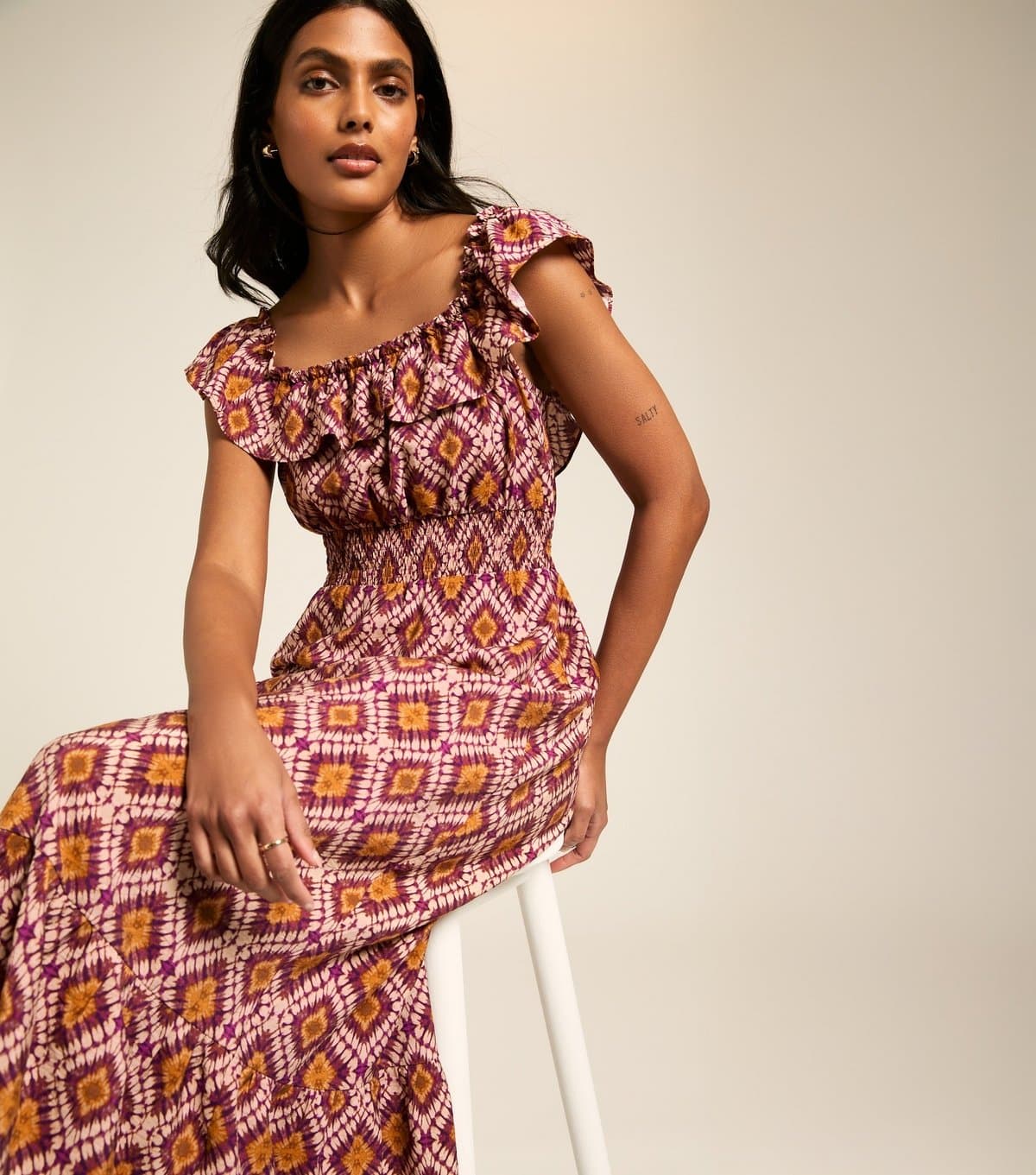 New Look Women's Yellow Diamond Print Shirred Panel Bardot Midi Dress New Look