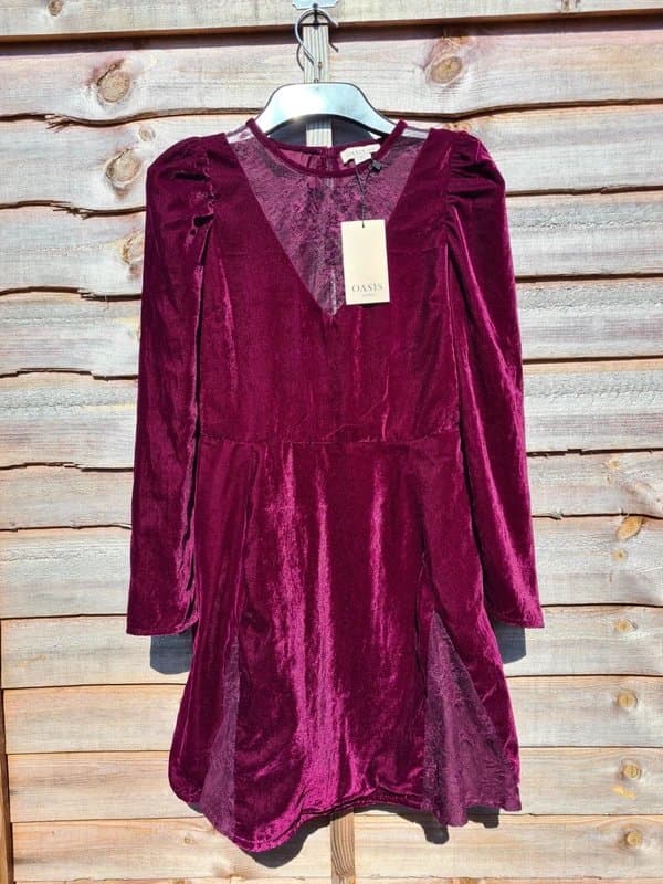 Oasis NWT Oasis Petite Burgundy Velvet & Lace Mini Dress - UK 6