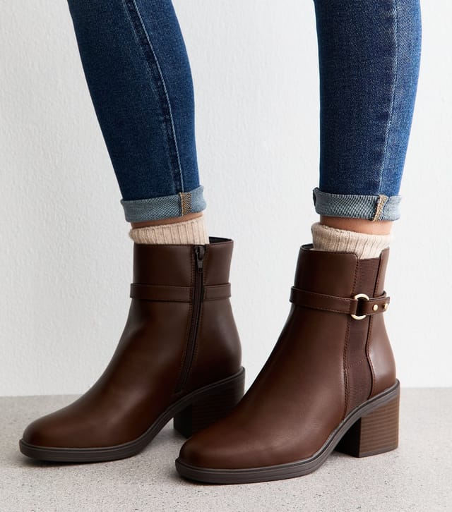 New Look Women's Wide Fit Brown Faux Leather Heeled Boot Vegan New Look - 2