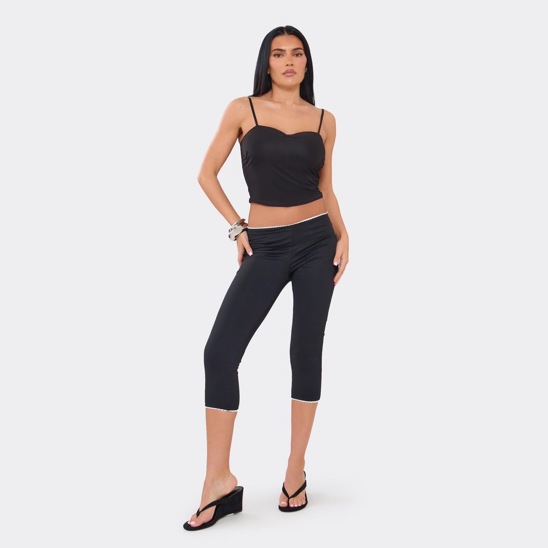 EGO Low Rise Scallop Trim Capri Trousers In Black Jersey., Women's Size UK 6