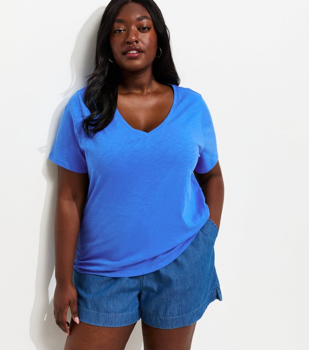 New Look Women's Plus Size Bright Blue V-Neck T-Shirt Curves New Look