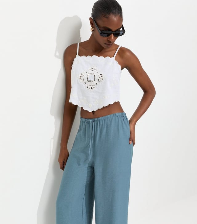 New Look Women's Light Blue Woven Drawstring Wide Leg Trousers New Look - 3