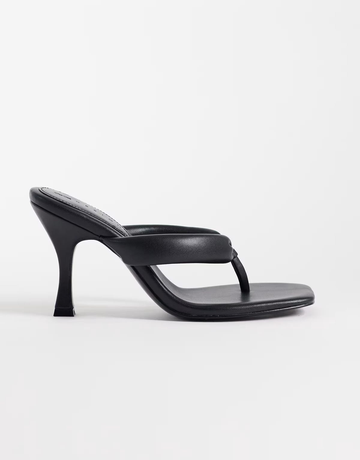 ASOS ASOS DESIGN Huddle padded toe thong heeled sandals in black - 1
