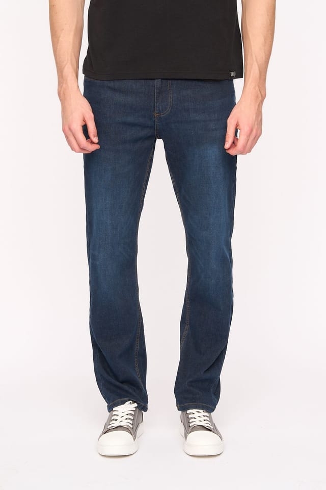 Duck&Cover Duck&Cover Men's Crestline Classic Straight Leg Comfort Stretch Jeans in Dark Blue - 3