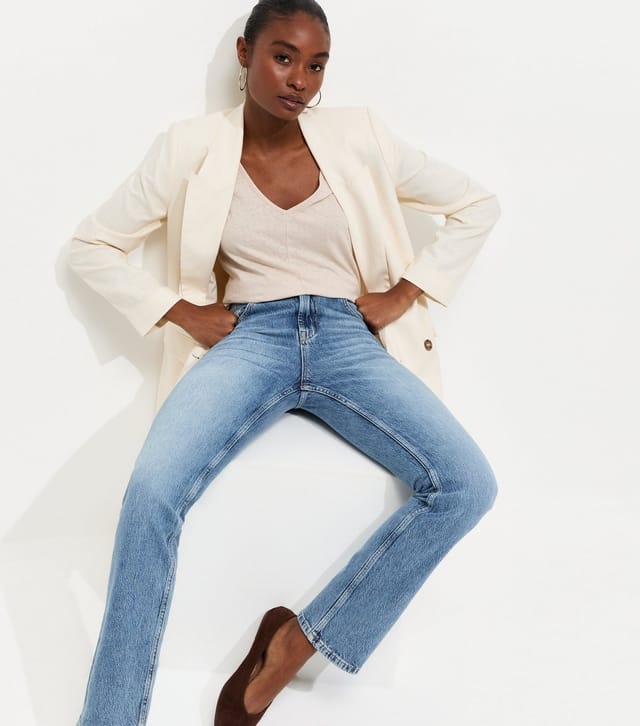 New Look Women's Mid Blue Straight Leg Jeans New Look - 3