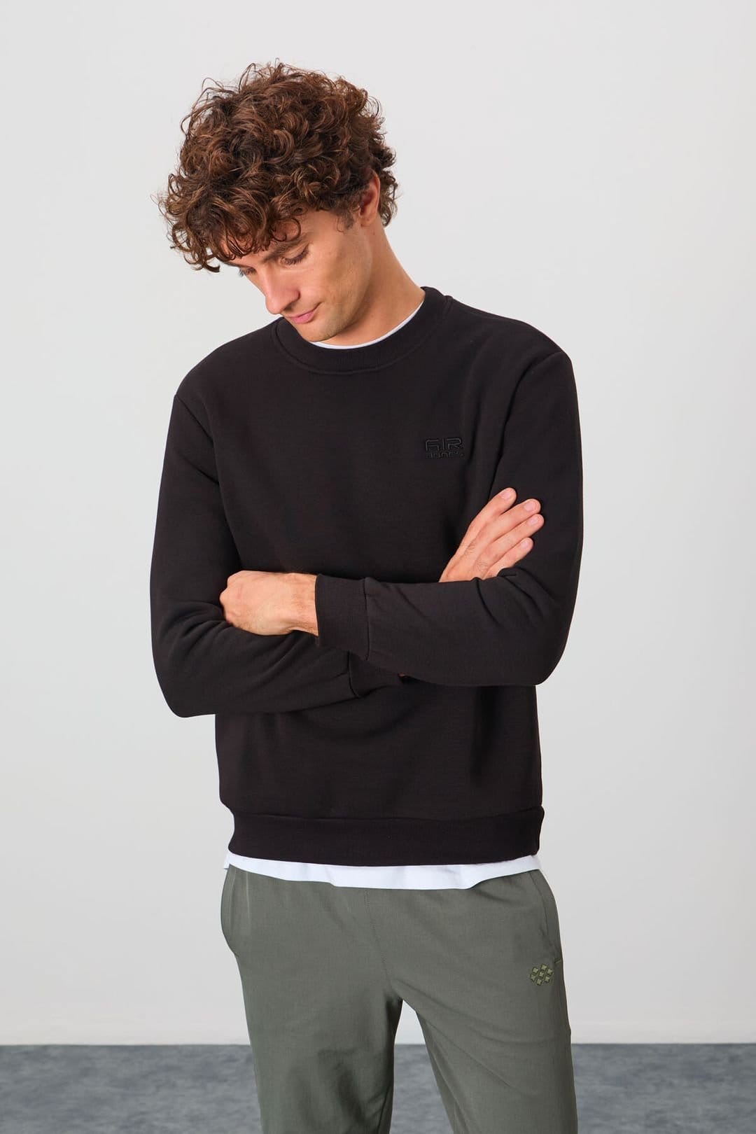 Tommy Life Tommy Life Men's Regular Fit Crew Neck Sweatshirt in Black - 4