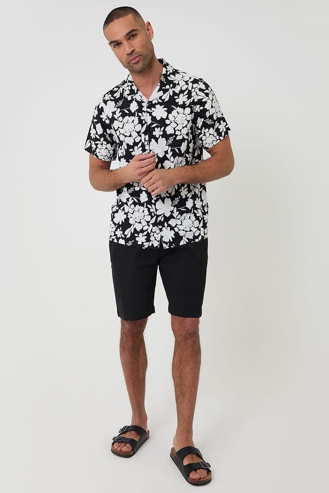 Threadbare Threadbare Men's Abstract Floral Print Short Sleeve Shirt in Black - 3