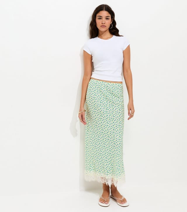 New Look Women's Yellow Ditsy Floral Bias Cut Midi Skirt New Look - 2