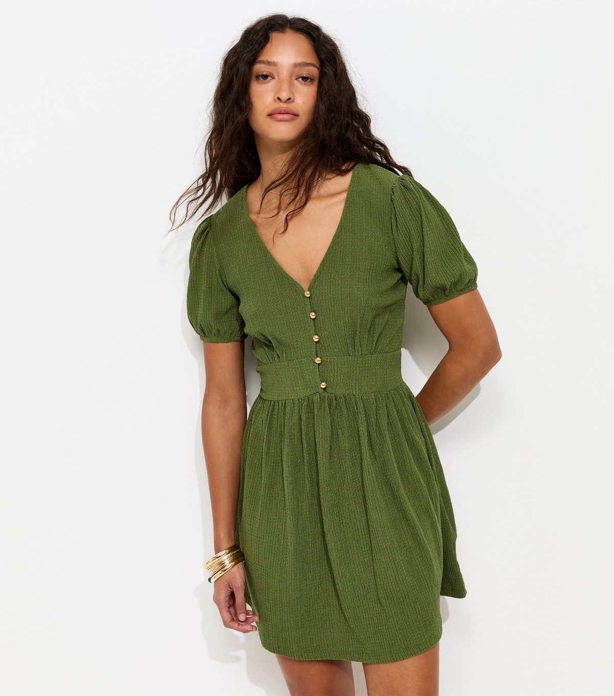 New Look Women's Green Crinkle Texture V-Neck Button Front Mini Dress New Look