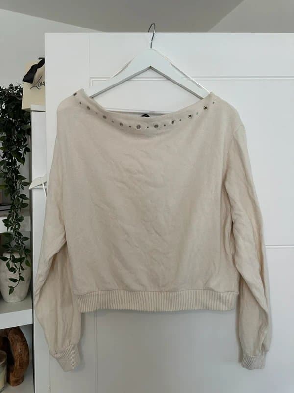Bershka Bershka cream jumper size s