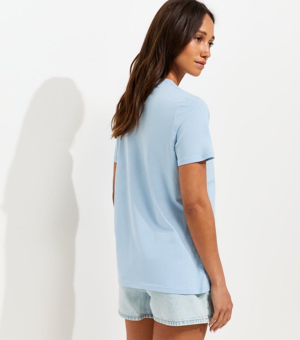 New Look Women's Light Blue Cotton Foil Flower Print T-Shirt New Look - 4