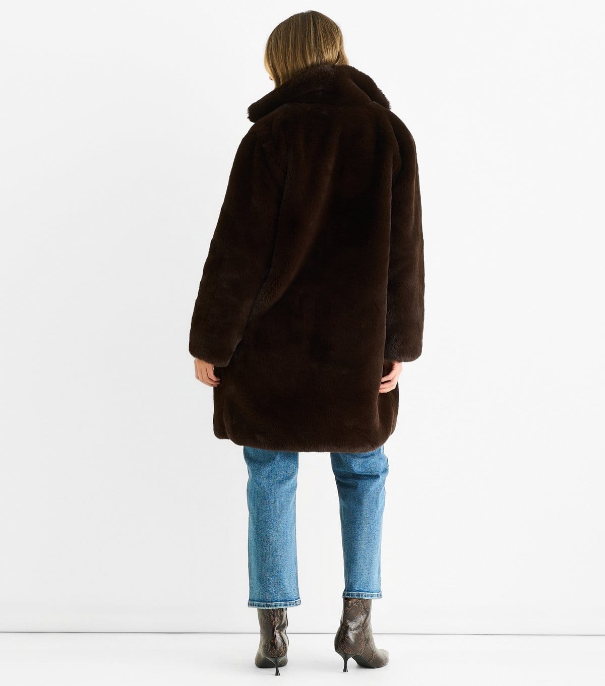 Gini London Women's Brown Faux Fur Longline Coat Gini London New Look - 4