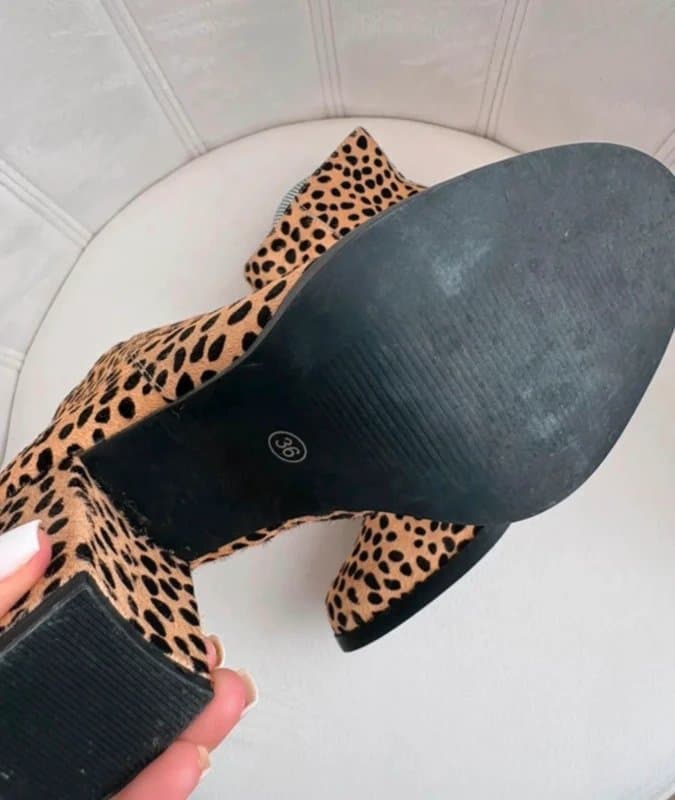 OFFICE Office London Y2K Cheetah Print Ankle Boots Indie Sleaze Chunky Heel Leopard Booties Retro 90s 00s