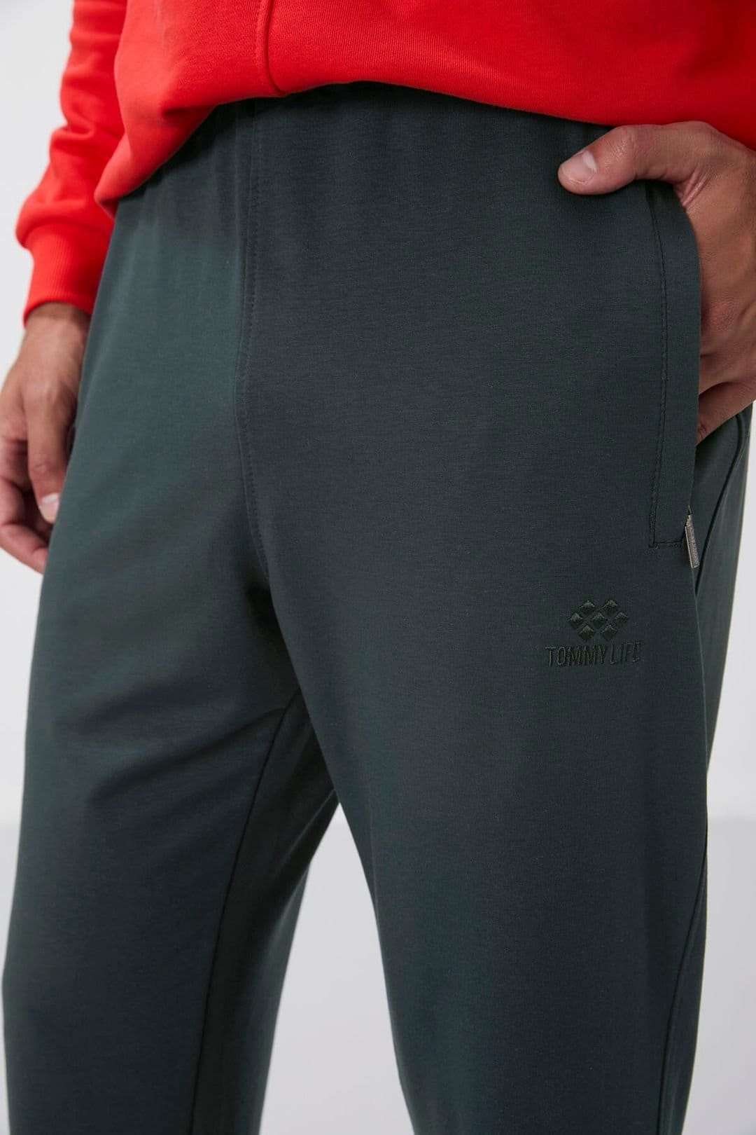 Tommy Life Tommy Life Men's Slim-fit Straight-leg Sweatpants in Dark Green - 4