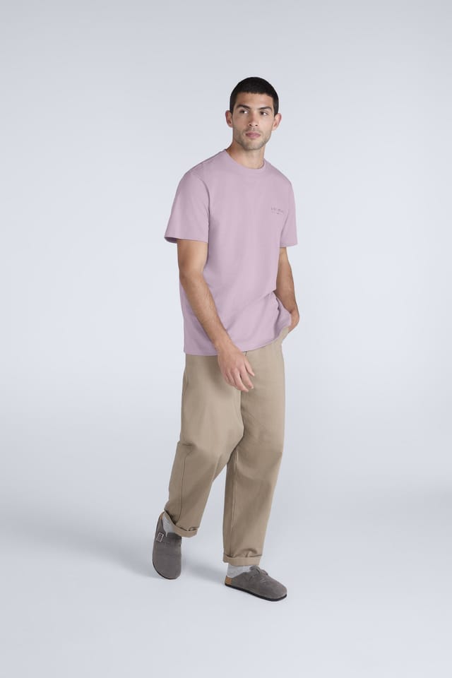 Animal Animal Men's 'Chase' Breathable Short Sleeve Cotton Relaxed Fit T-Shirt in Dark Pink - 2