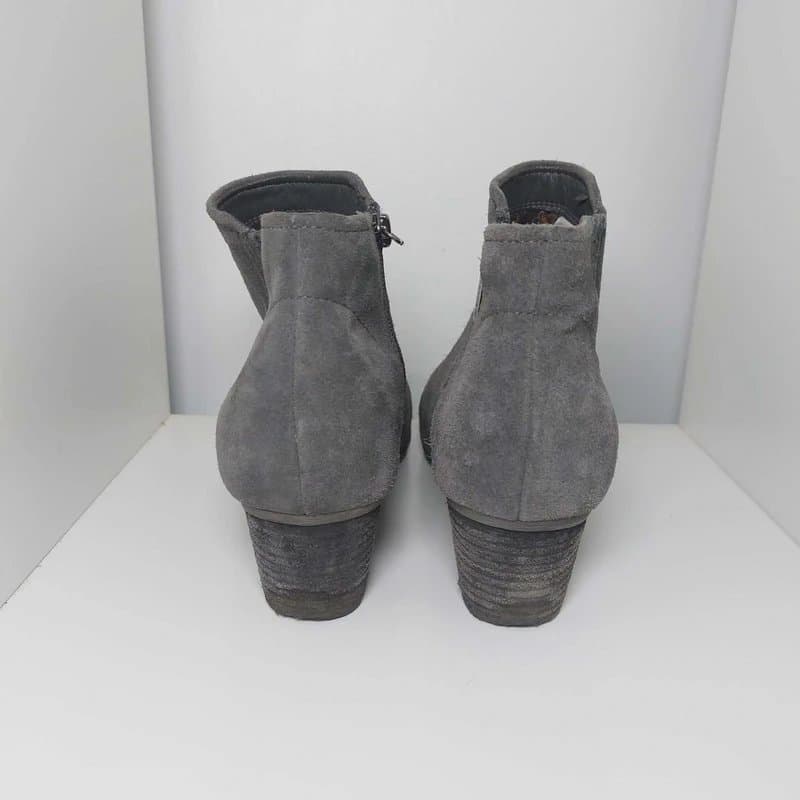 Blondo Blondo grey waterproof suede ankle boots size UK 6