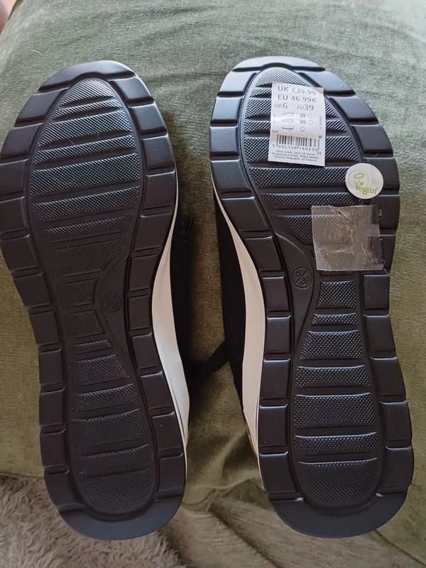 New Look New look healed trainers