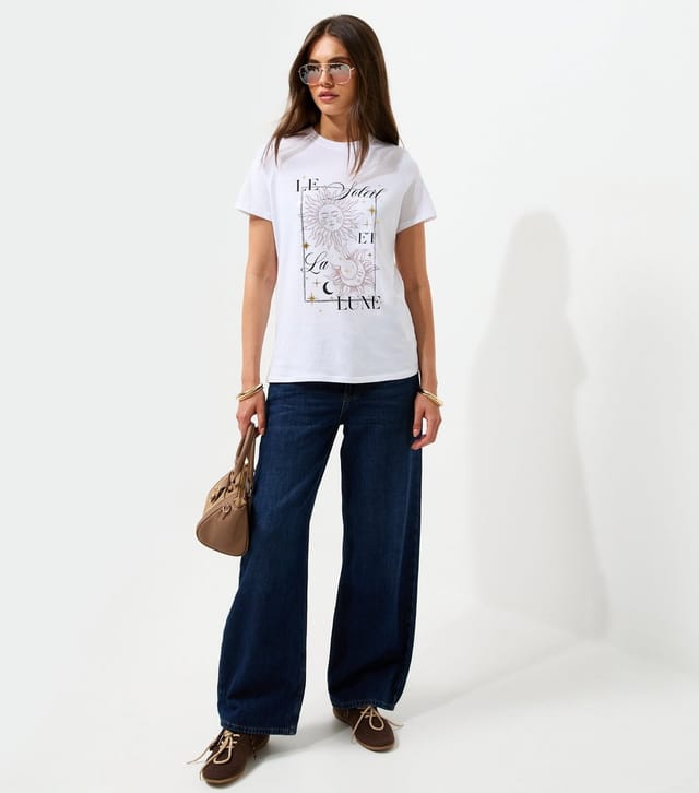 New Look Women's White Sun and Moon Graphic Relaxed T-Shirt New Look - 3