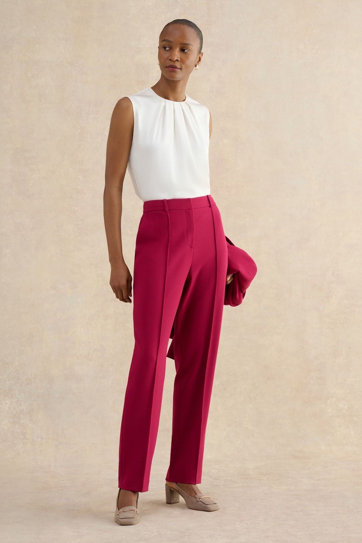 Hobbs London Hobbs London Women's Gemma Straight Leg Trousers in Cerise - 3