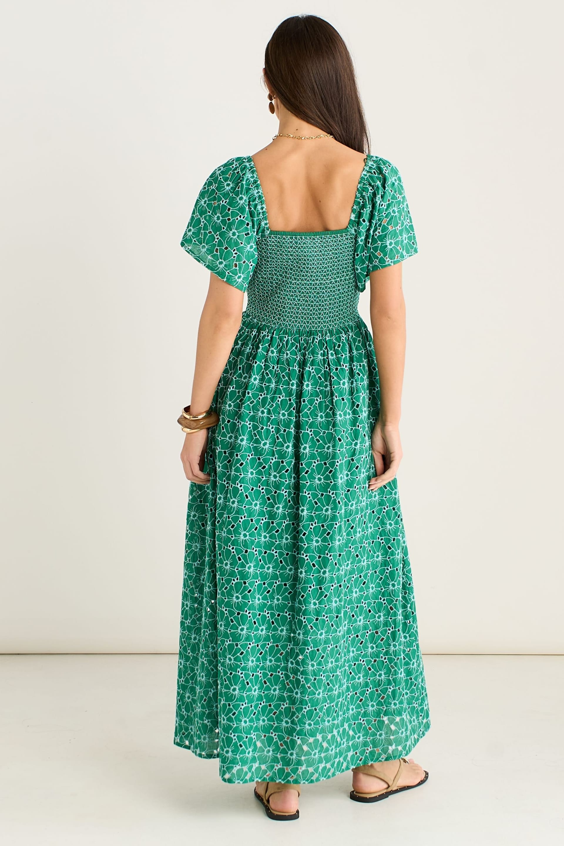 Gini London Gini London Women's Green Floral Broderie Shirred Midi Dress - 4