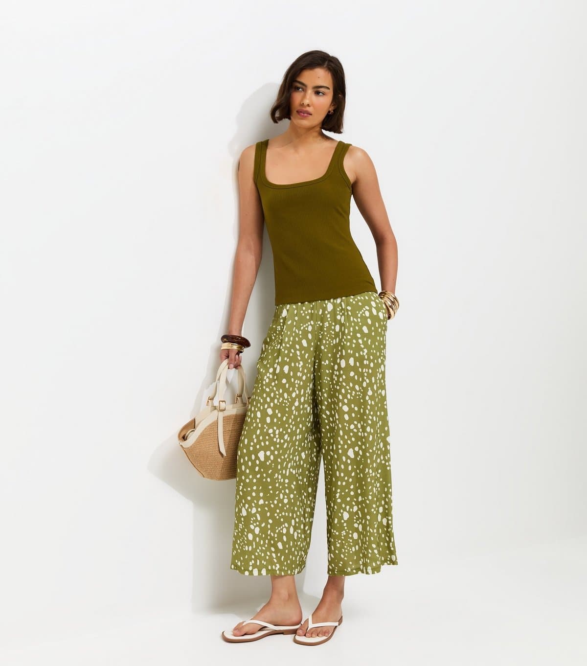 New Look Women's Green Spot Print Cropped Wide Leg Trousers New Look