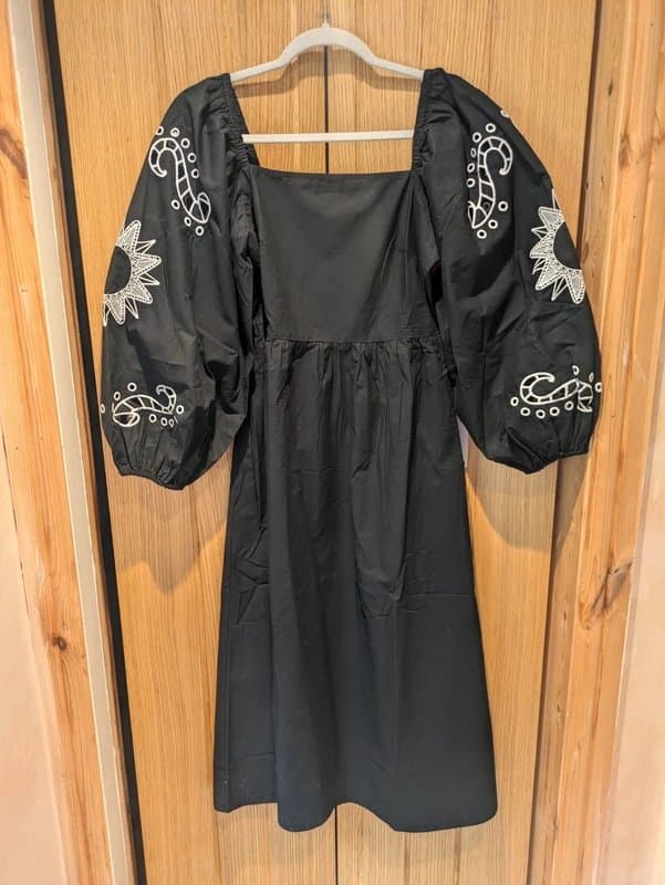 Never Fully Dressed Never Fully Dressed Black Embroidered Cotton Summer Puff Sleeve Midi Dress Size 8
