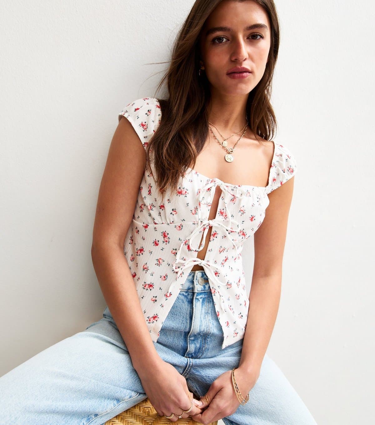 New Look Women's White Textured Ditsy Print Tie Front Cami Top New Look