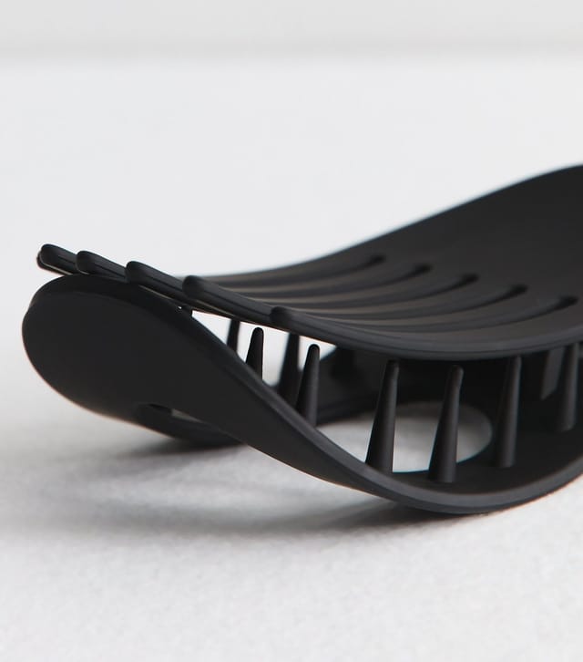 New Look Black Curved Cut Out Hair Claw Clip New Look - 3