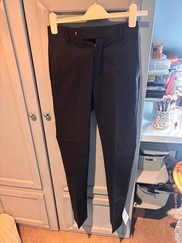 ASOS BNWT asos black suit trousers