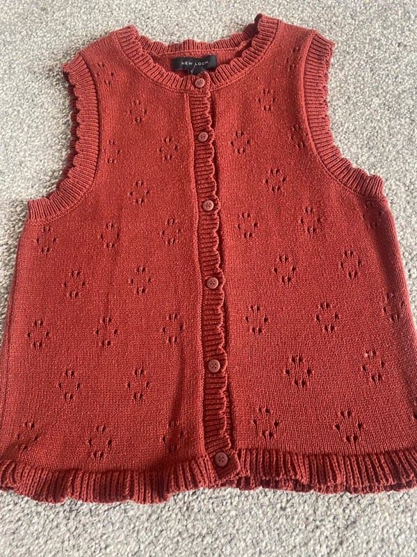New Look New Look Dark Red Cotton Rich Stitch Detail Scallop Trim Waistcoat