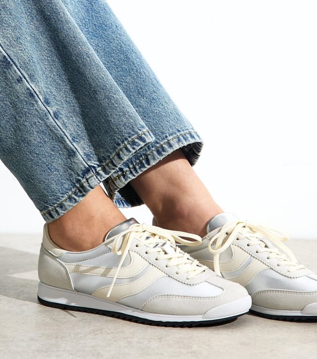 New Look Women's Silver Faux Leather Panelled Trainers Vegan New Look - 2