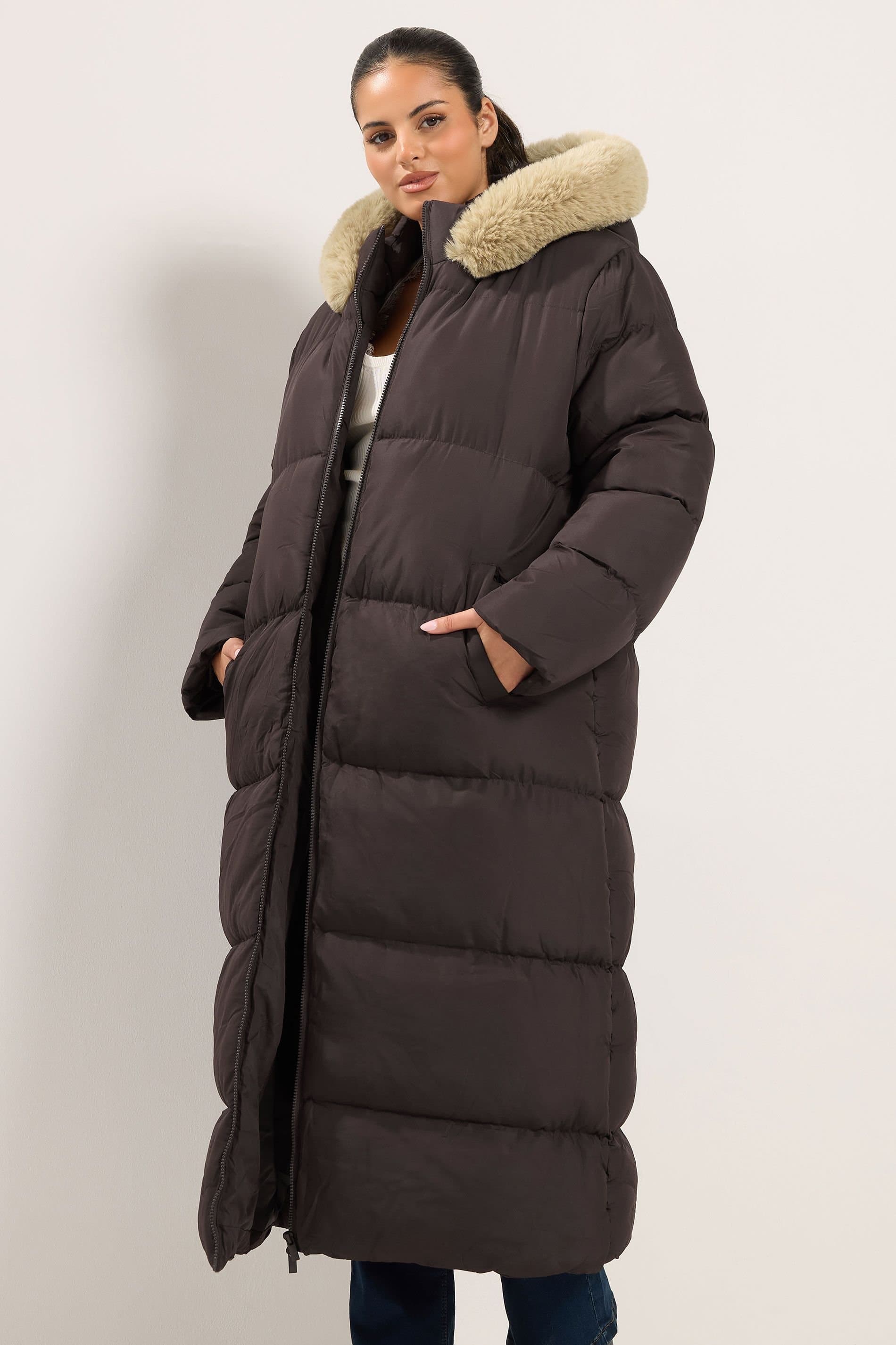 Yours Yours Women's Faux Fur Trim Padded Puffer Coat in Chocolate