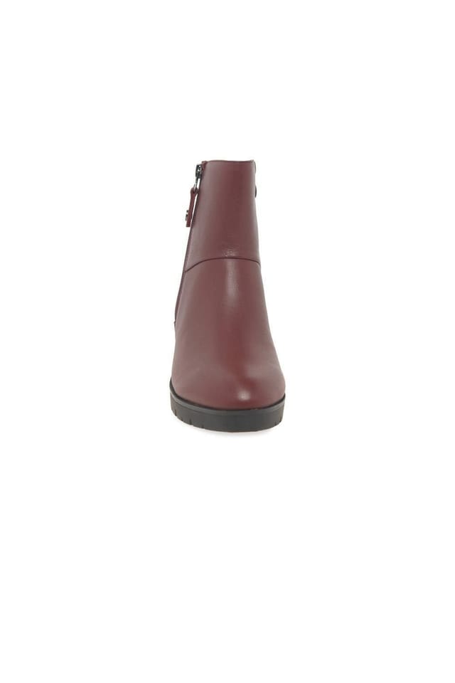 Caprice Caprice Women's 'Antonia' Ankle Boots in Wine - 3