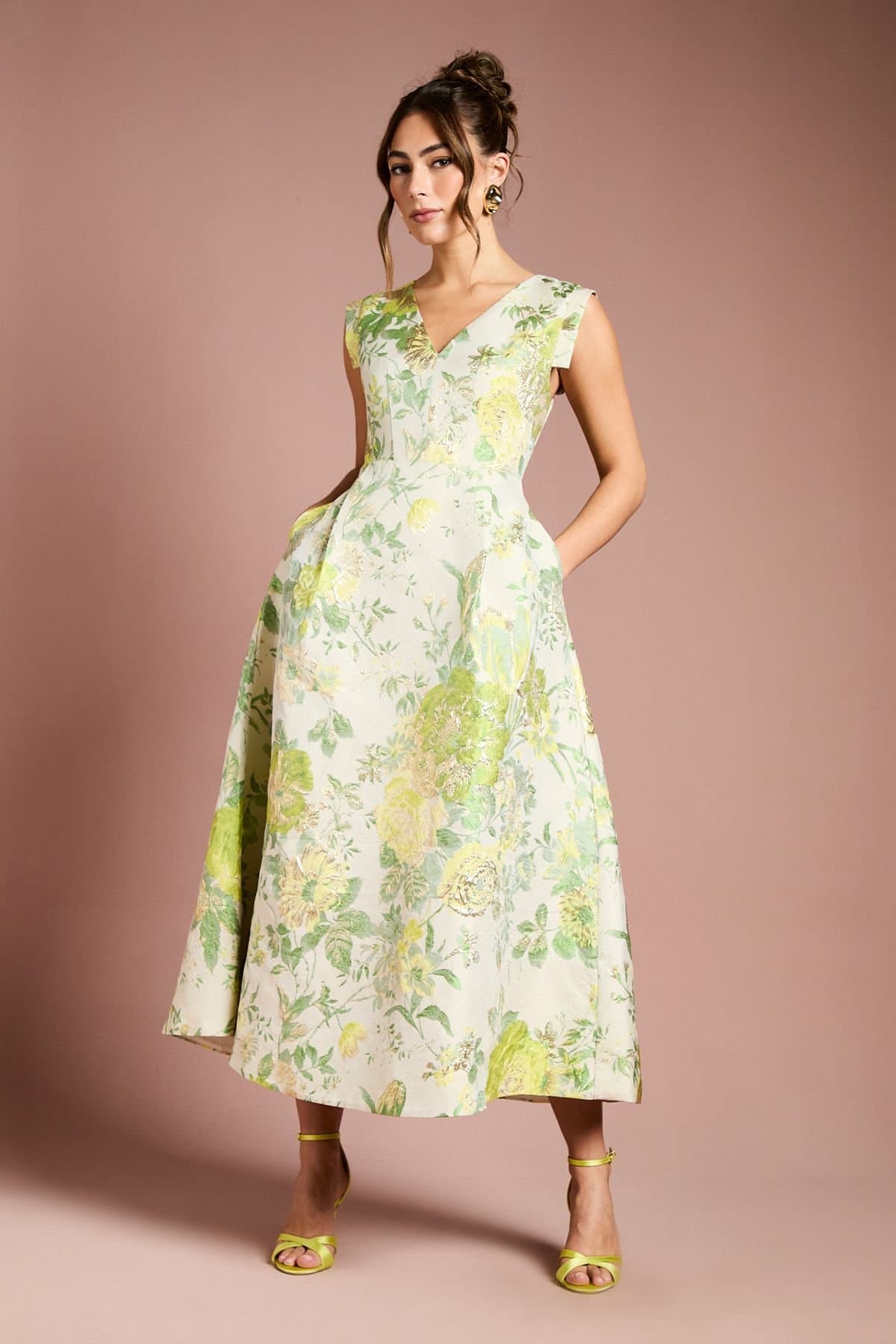 Coast Coast Women's Floral Jacquard Midi Dress in Green