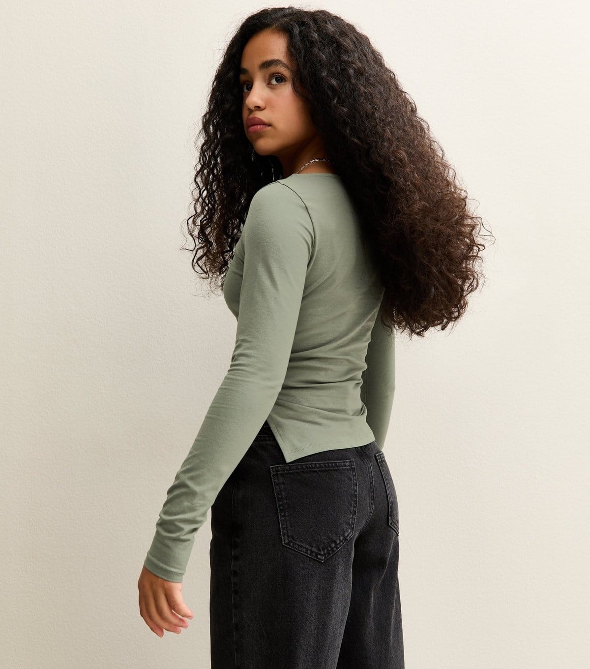 New Look Girls' Dark Khaki Long Sleeve Ruched Side Slit Top New Look - 4