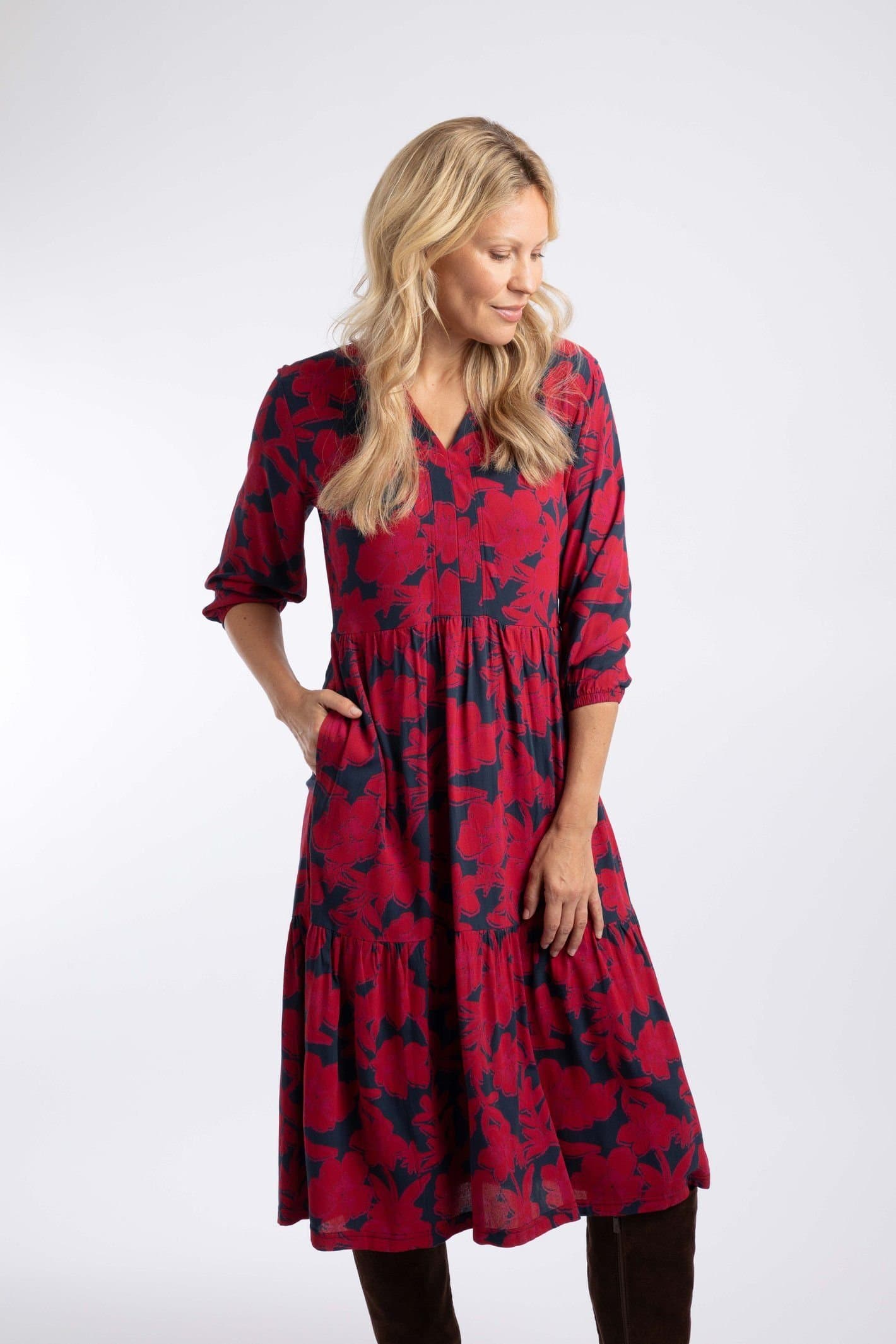 Weird Fish Weird Fish Women's Gardot Printed Midi Dress in Dark Red