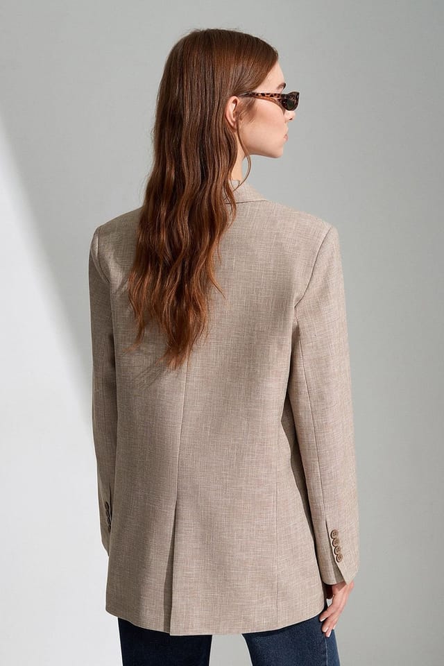 Dilvin Dilvin Women's Long Shawl Collar Crepe Blazer in Beige - 2