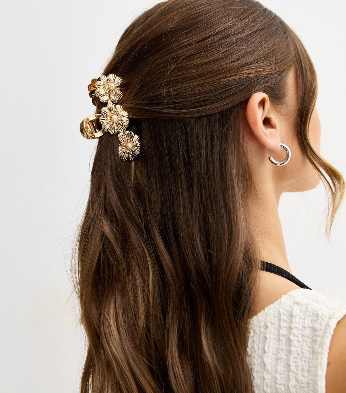 New Look Gold Faux Pearl Embellished Floral Hair Clip New Look