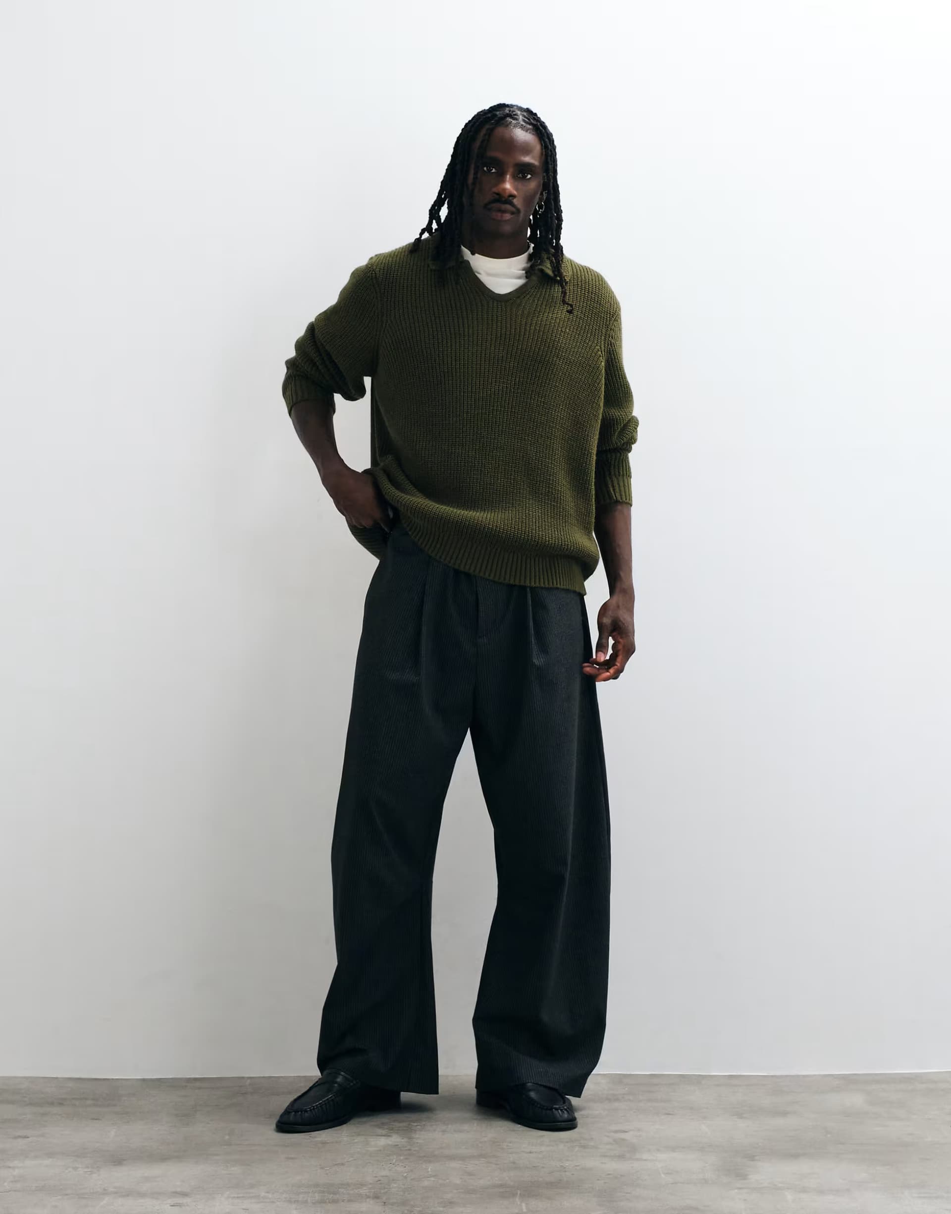 ASOS ASOS DESIGN tailored barrel trousers in charcoal
