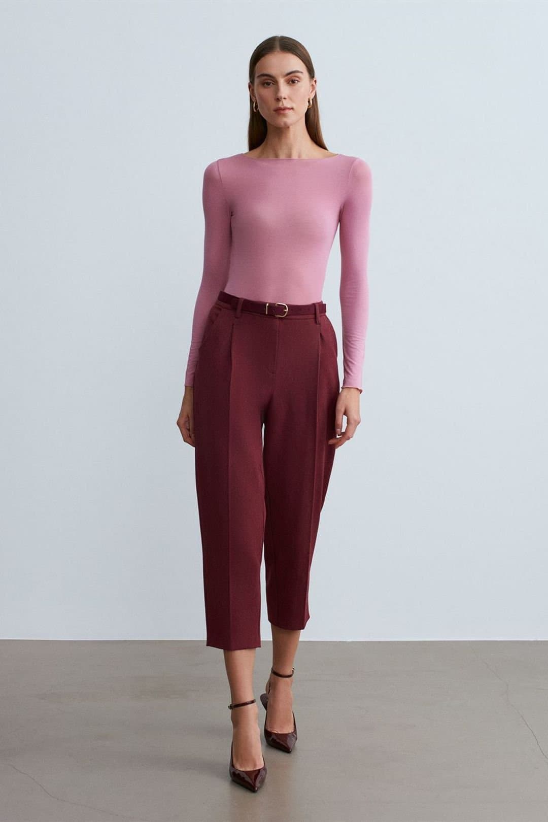 Dilvin Dilvin Women's Belted Capri Cigarette Trousers in Burgundy