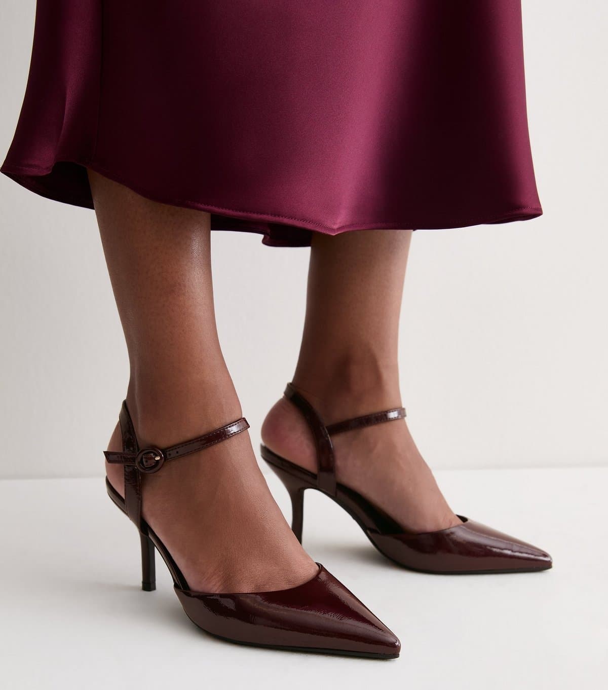 New Look Women's Dark Burgundy Patent Faux Leather Two Part Court Shoes New Look