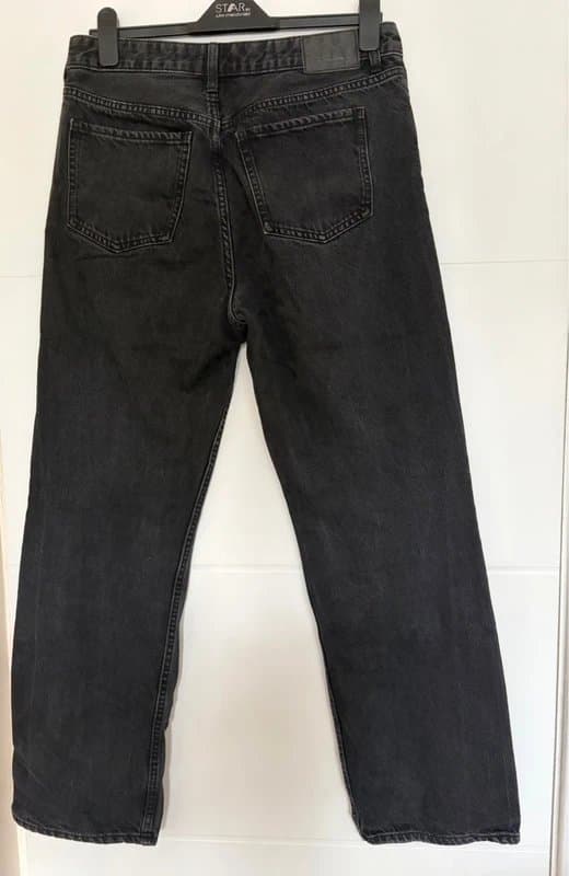 Bershka Bershka loose straight leg dark wash jeans, size 10, very good condition