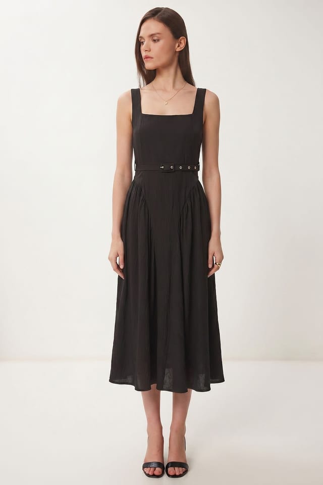 Happiness Istanbul Happiness Istanbul Women's Belted Sleeveless Midi Dress in Black - 2