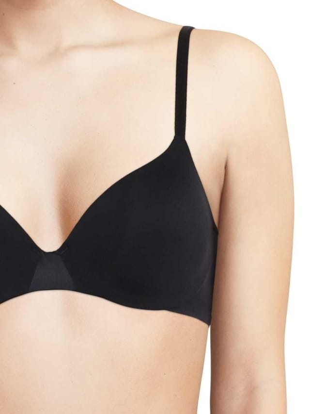 Chantelle Chantelle Women's Essentiall Covering T-Shirt Bra in Black - 3
