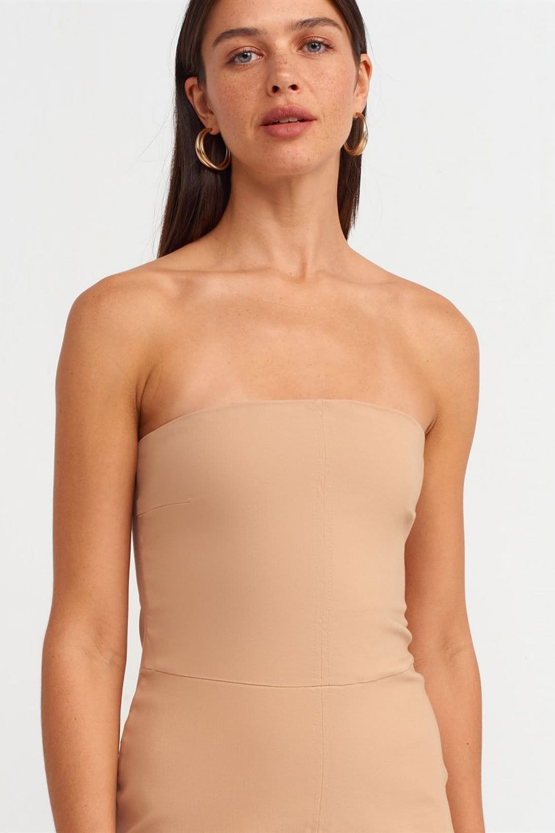 Dilvin Dilvin Women's Strapless Fitted Midi Dress With Slit in Beige - 4