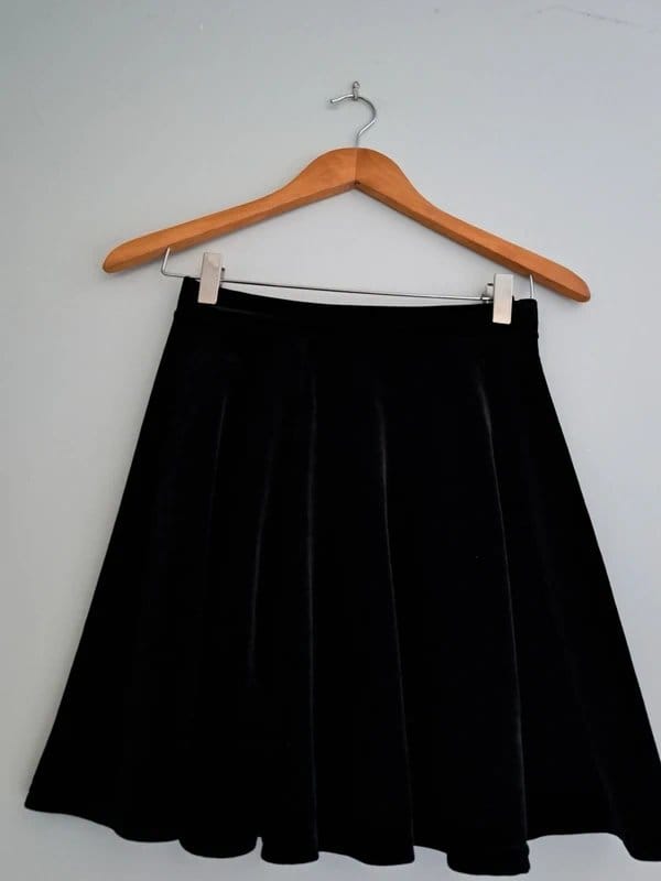 Topshop Black Velvet Mini Skirt Size 8