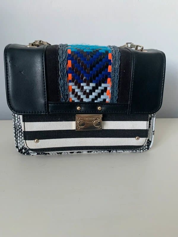 Topshop Topshop Multi-Textured Crossbody / Clutch Bag – Black & White Stripe